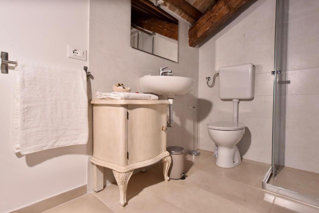 Palazzetto Barnaba Hotel เวนิส ภายนอก รูปภาพ
