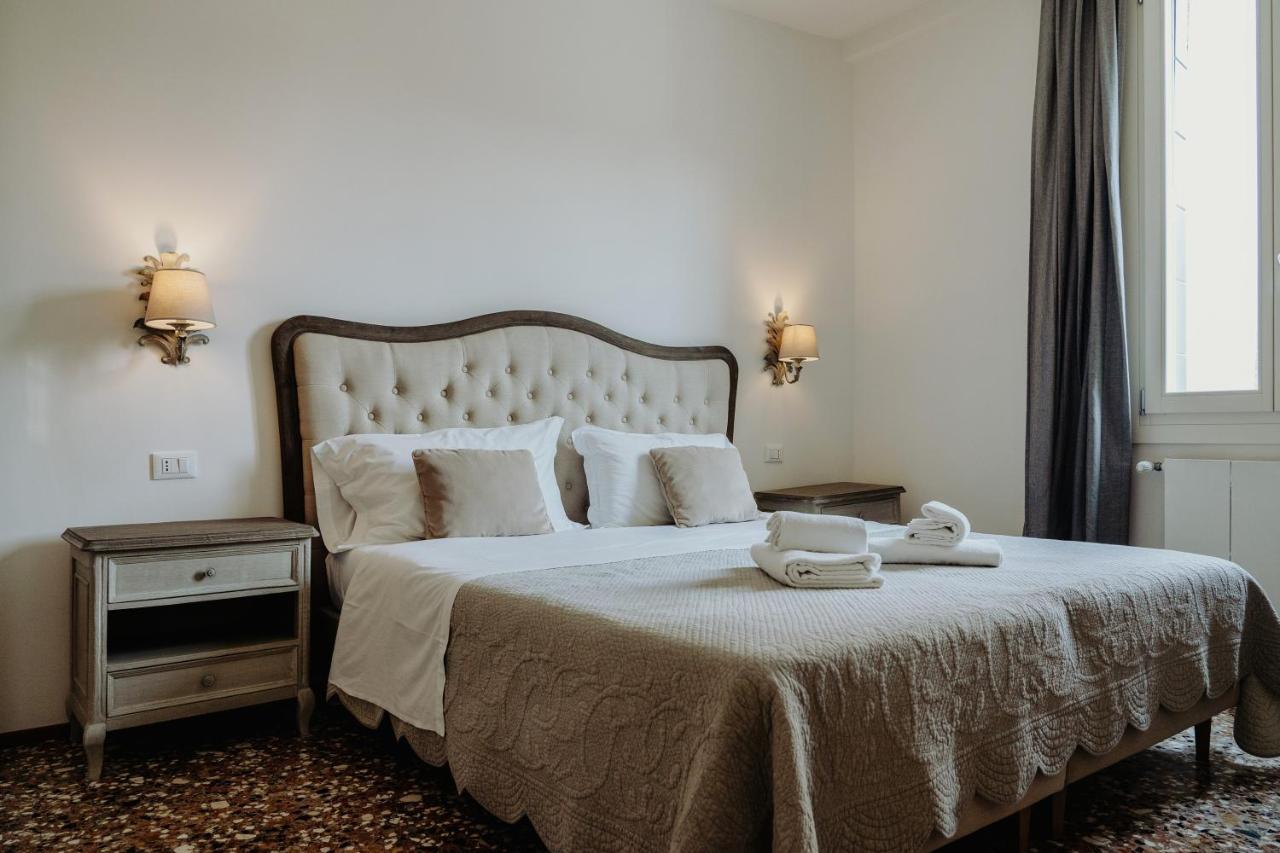 Palazzetto Barnaba Hotel เวนิส ภายนอก รูปภาพ